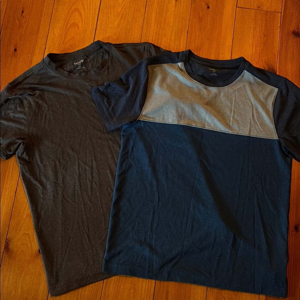 Old Navy Active Short Sleeve Tees